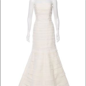 Vera Wang Strapless Silk OrganzaGown